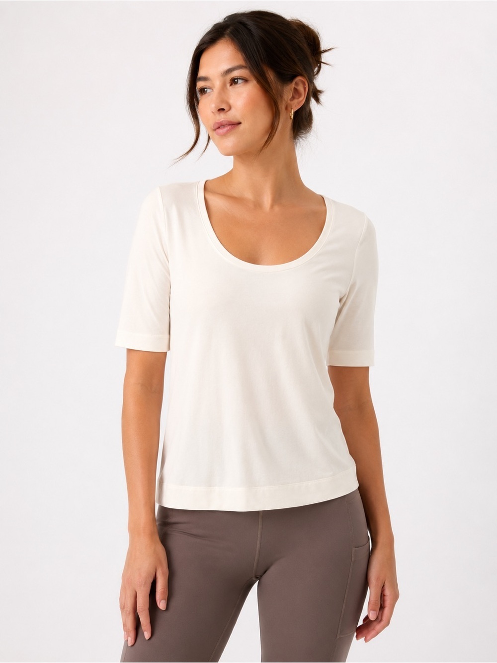 Athleta Outbound Scoop Neck Elbow Sleeve Activewear Tee S Ivory